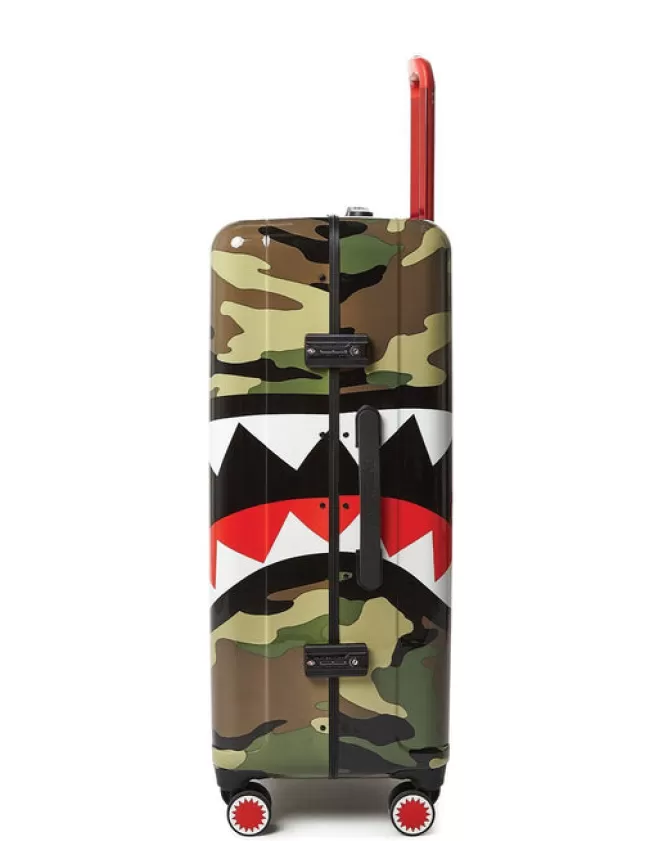 Sprayground FULL-SIZE LUGGAGE*SHARKNAUTICS (CAMO) 29.5u201d FULL-SIZE LUGGAGE